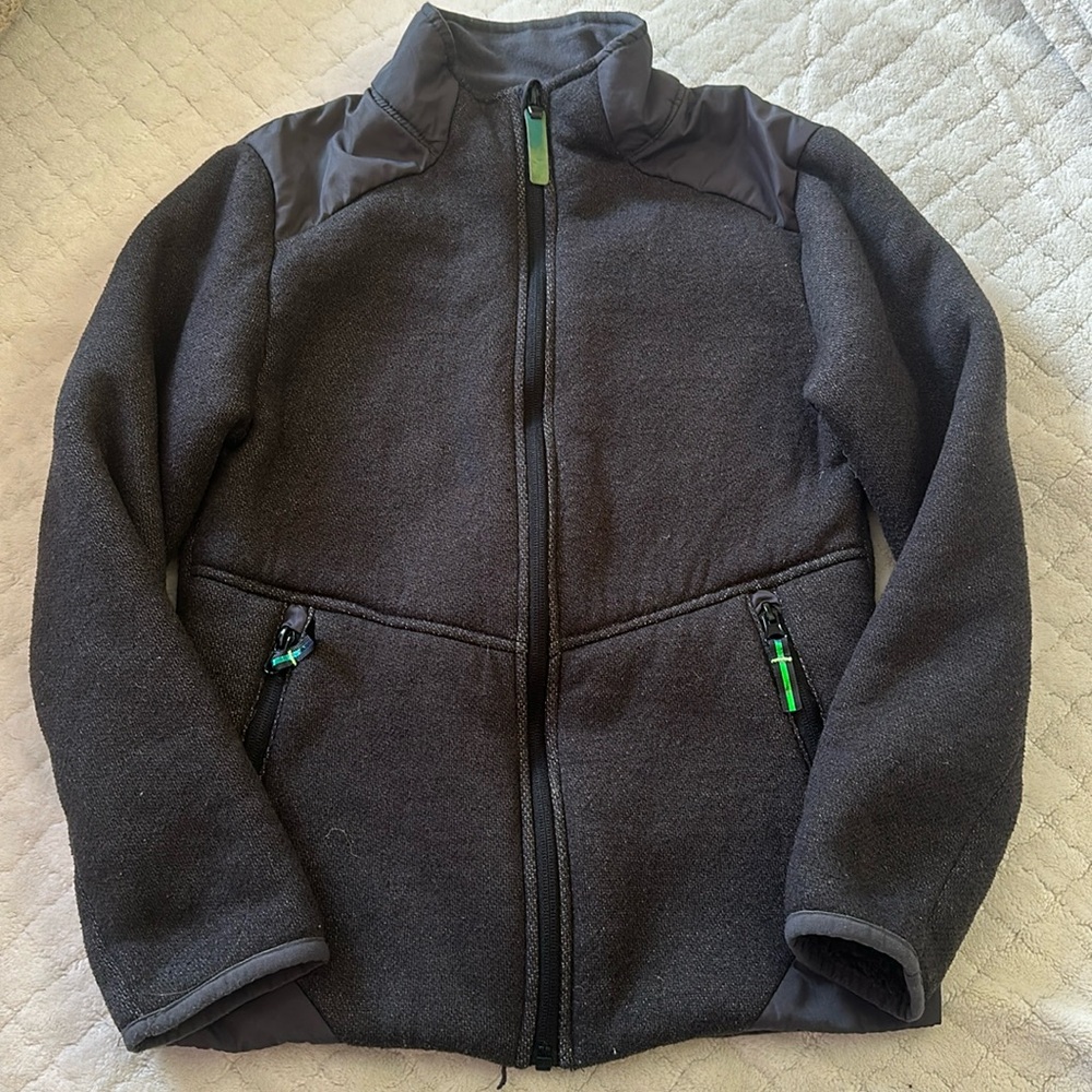 Champion sweater size 8-10